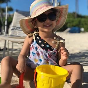 Meet your Posher, Fatema